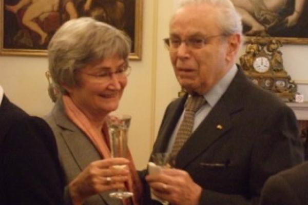 Con Javier Pérez de Cuéllar celebrando nuestra diversidad cultural